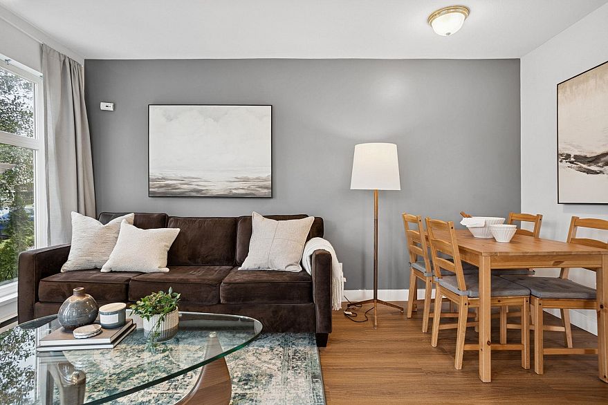 201 1099 W 71st Avenue