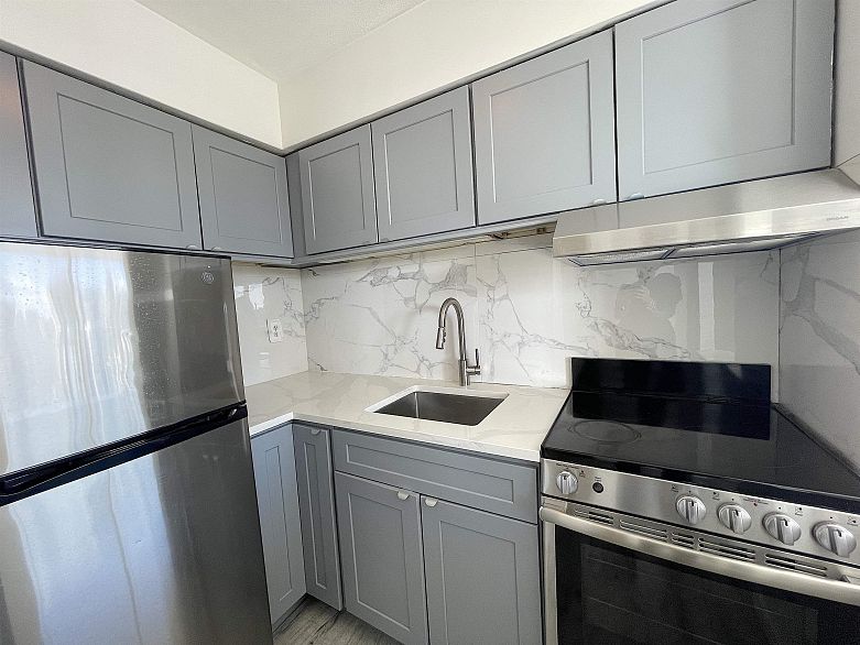 2007 1251 Cardero Street