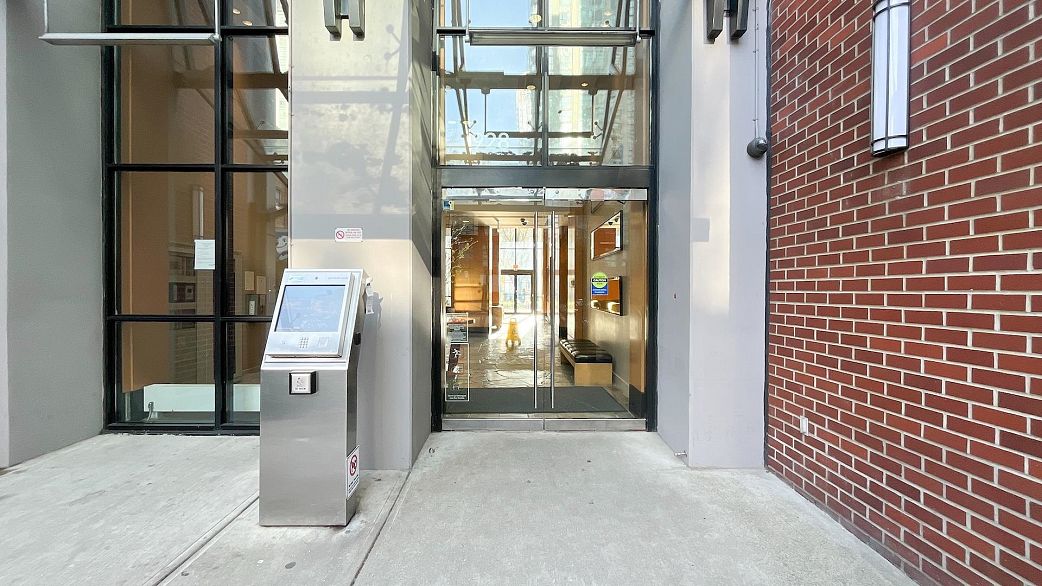 407 928 Homer Street