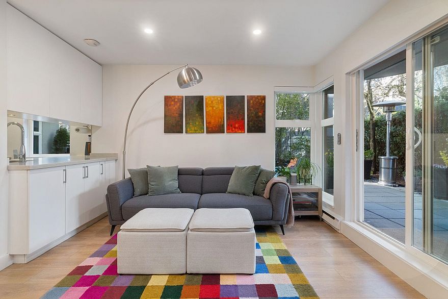 102 1924 Comox Street