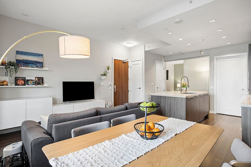 102 128 Athletes Way