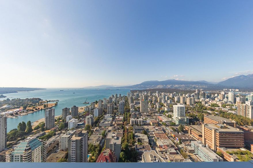 5502 1289 Hornby Street