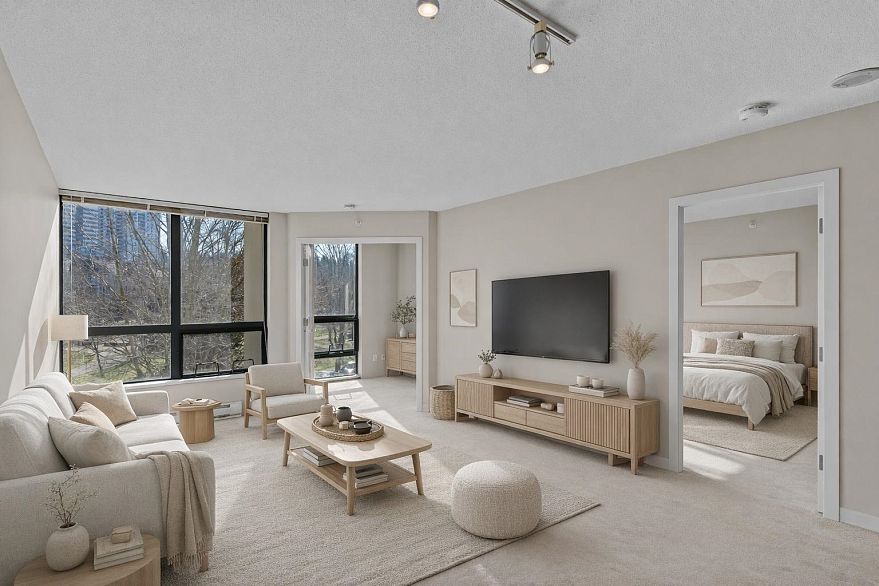 303 3588 Crowley Drive