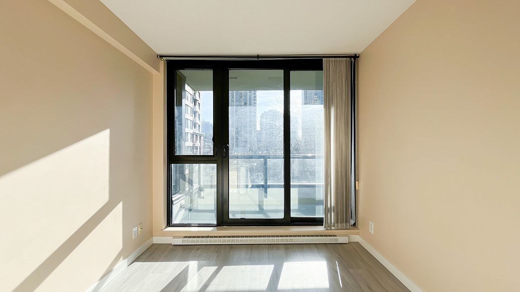 407 928 Homer Street