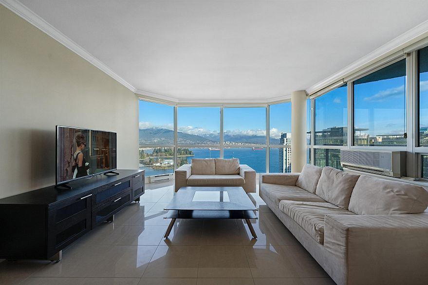 2303 1415 W Georgia Street