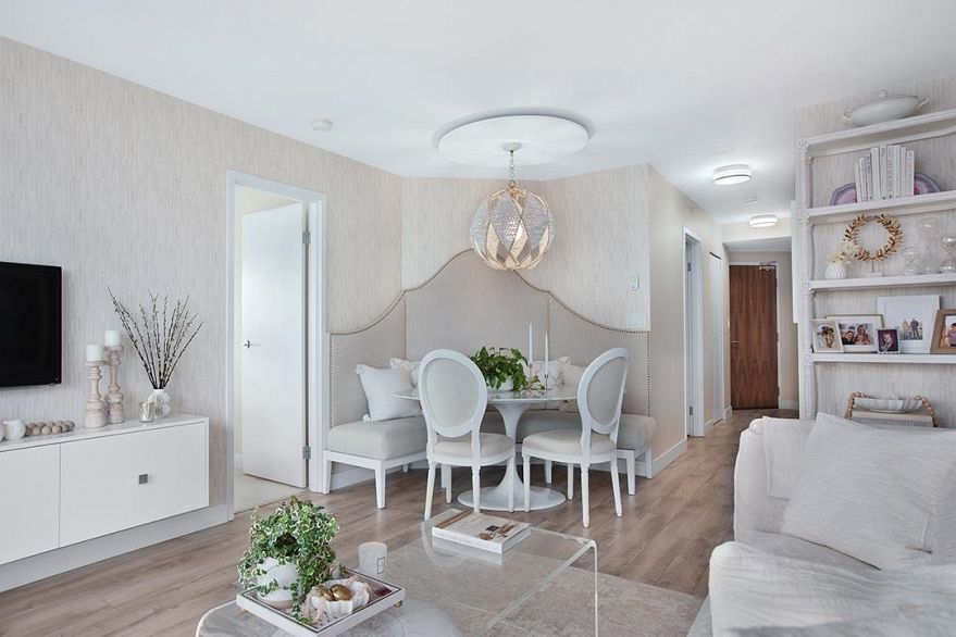 1903 1323 Homer Street