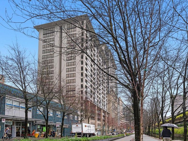 503 933 Hornby Street