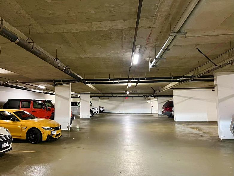 1706 1238 Melville Street