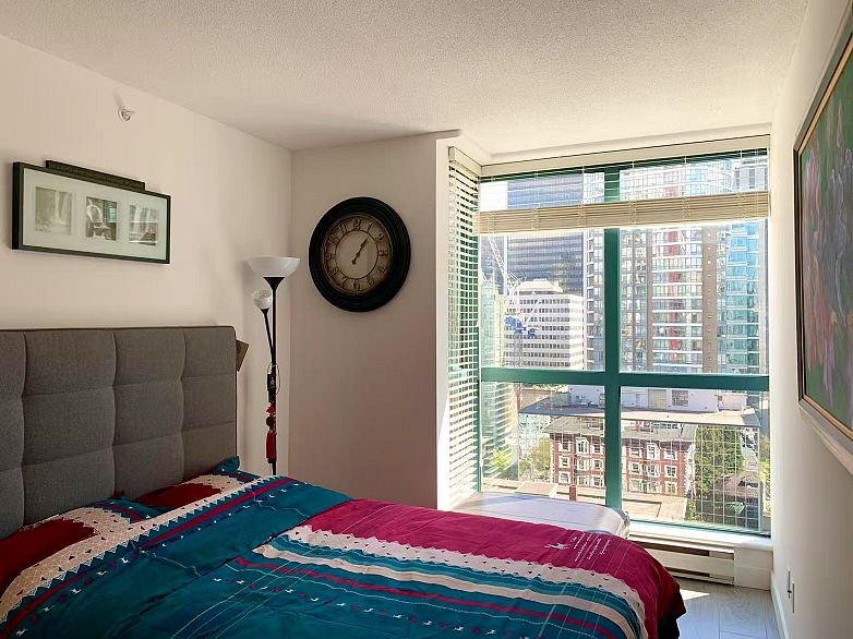 1706 1238 Melville Street