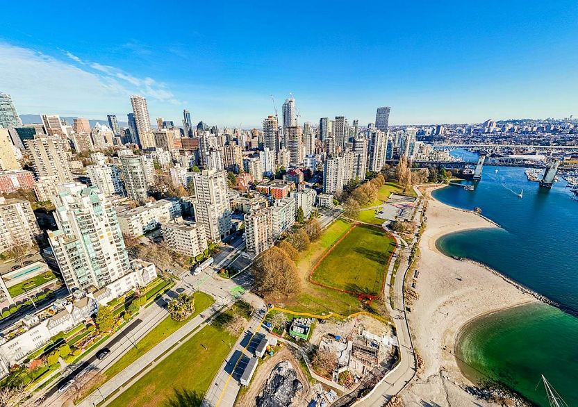 304 1233 Beach Avenue