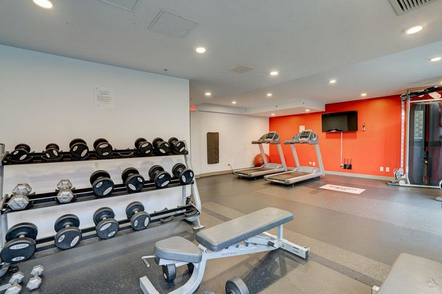 201 983 E Hastings Street