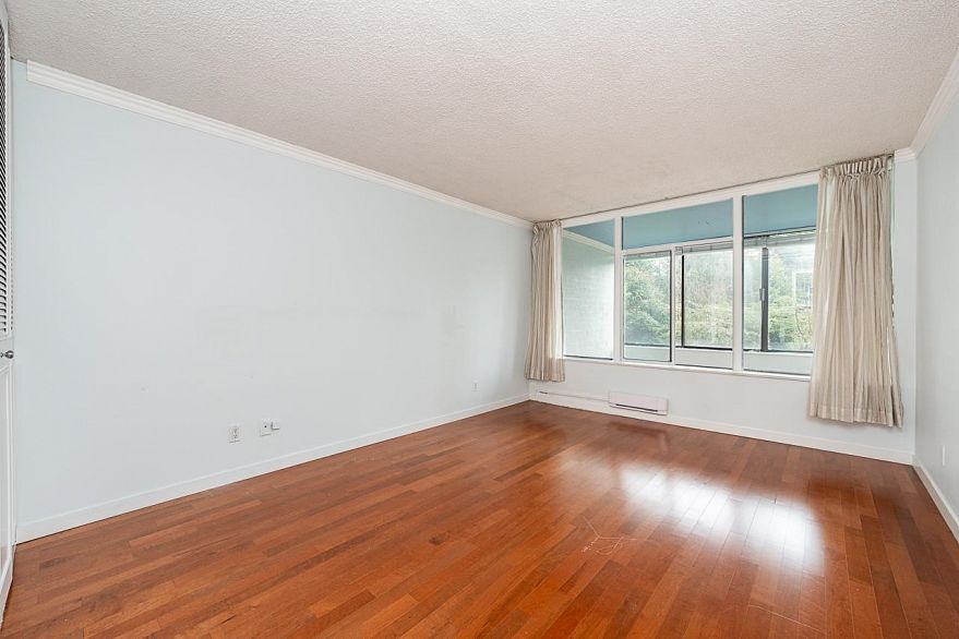 211 2101 Mcmullen Avenue