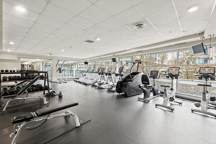 1707 928 Beatty Street