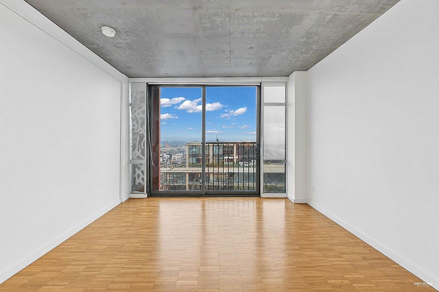 3605 128 W Cordova Street