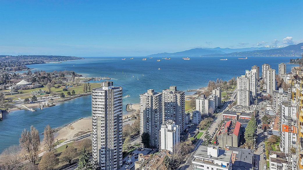 1002 1020 Harwood Street