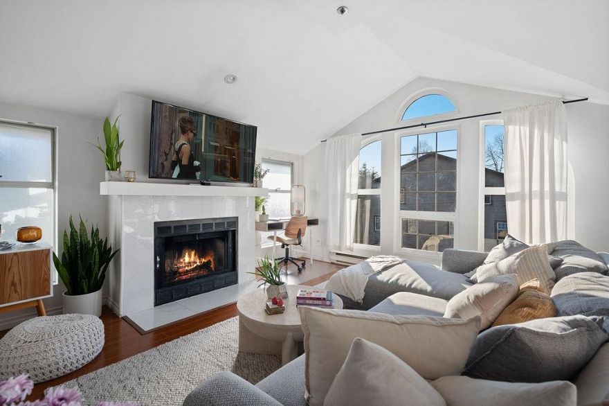 404 888 W 13th Avenue