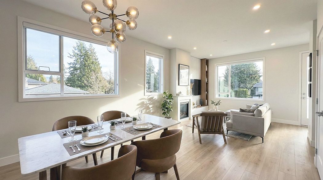 1 2242 E 39th Avenue