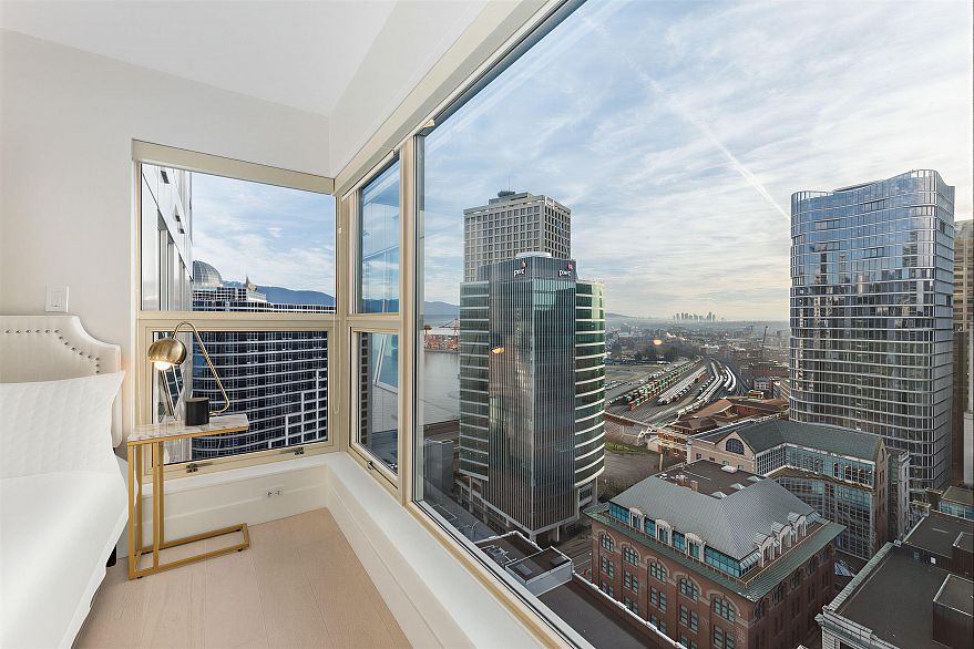 2103 837 W Hastings Street