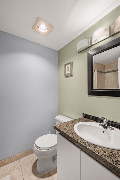 403 1436 Harwood Street