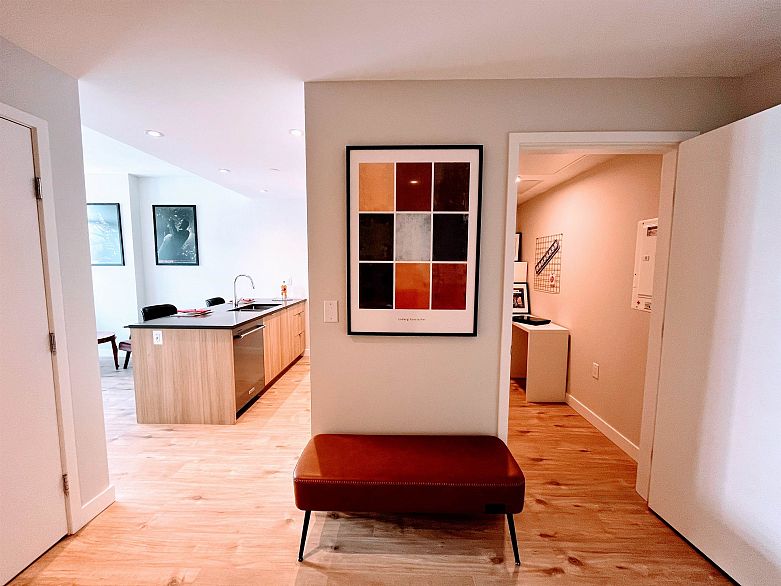 1205 3430 E Kent Avenue South