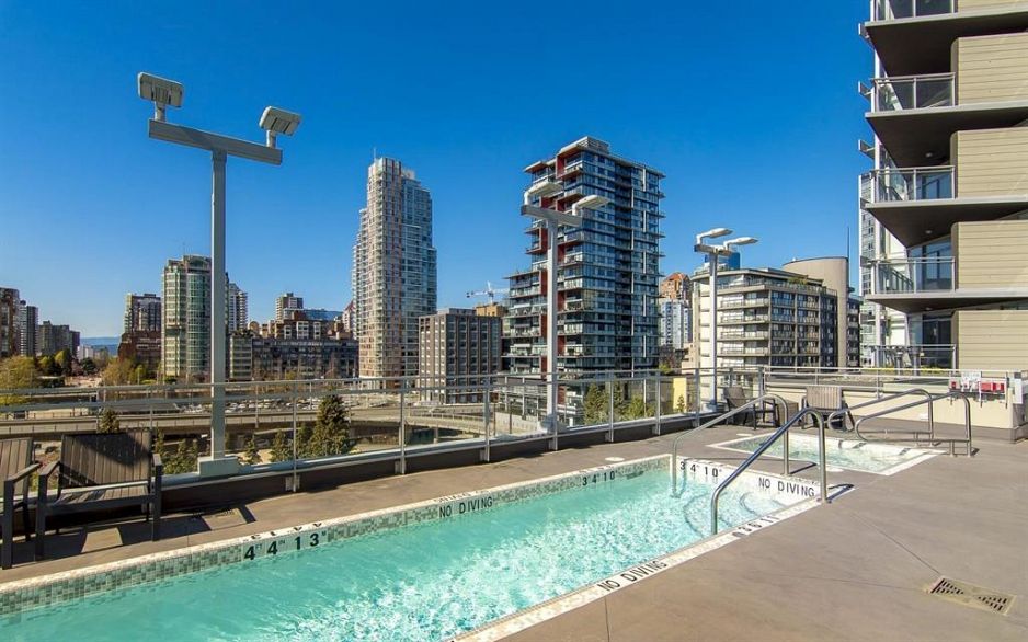 2603 1372 Seymour Street