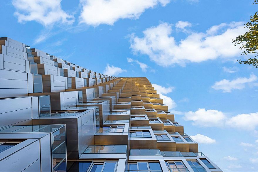 5702 1480 Howe Street