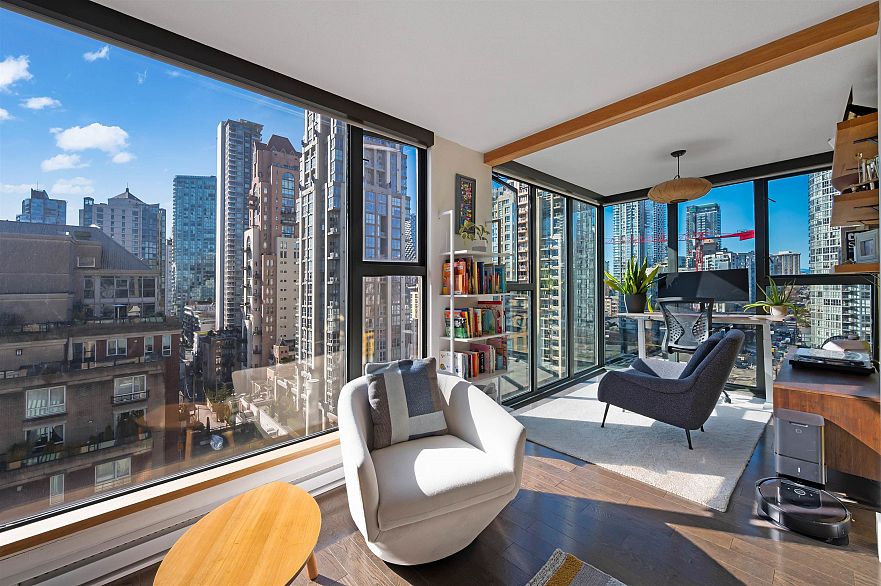 1403 1155 Homer Street