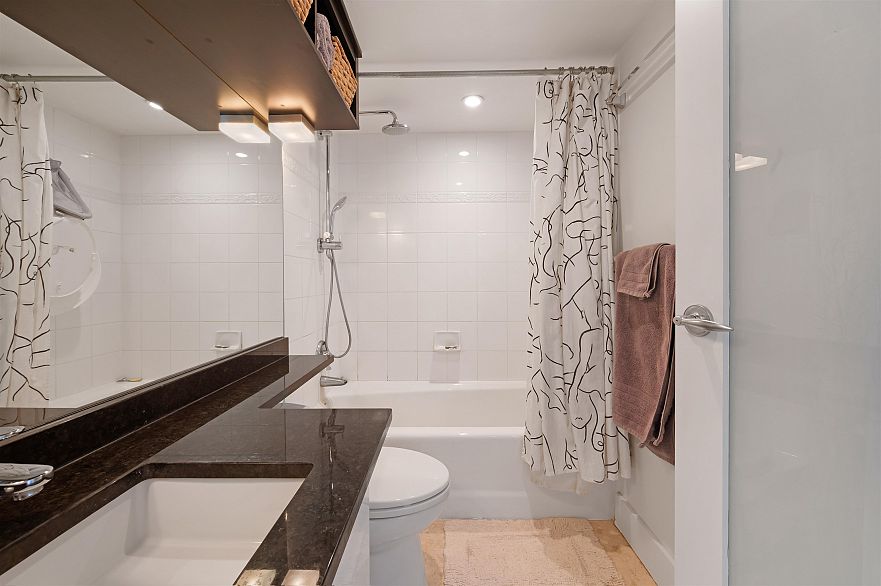 1403 1155 Homer Street