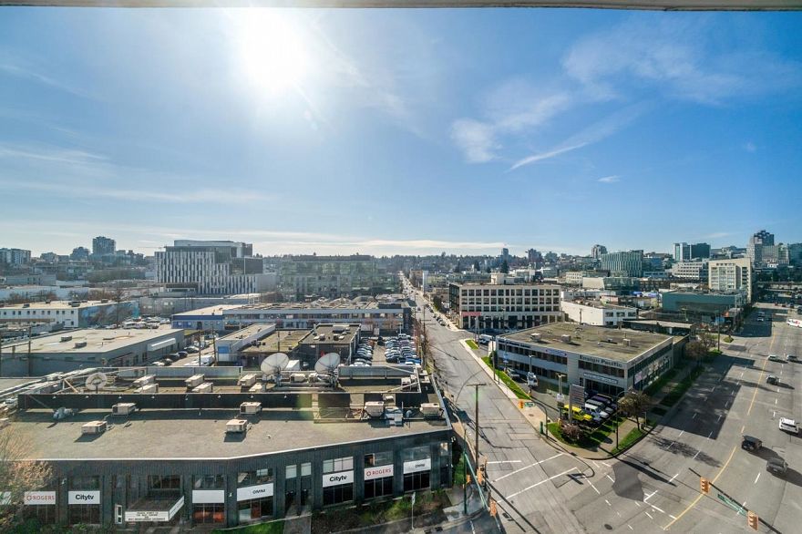 1108 1788 Columbia Street