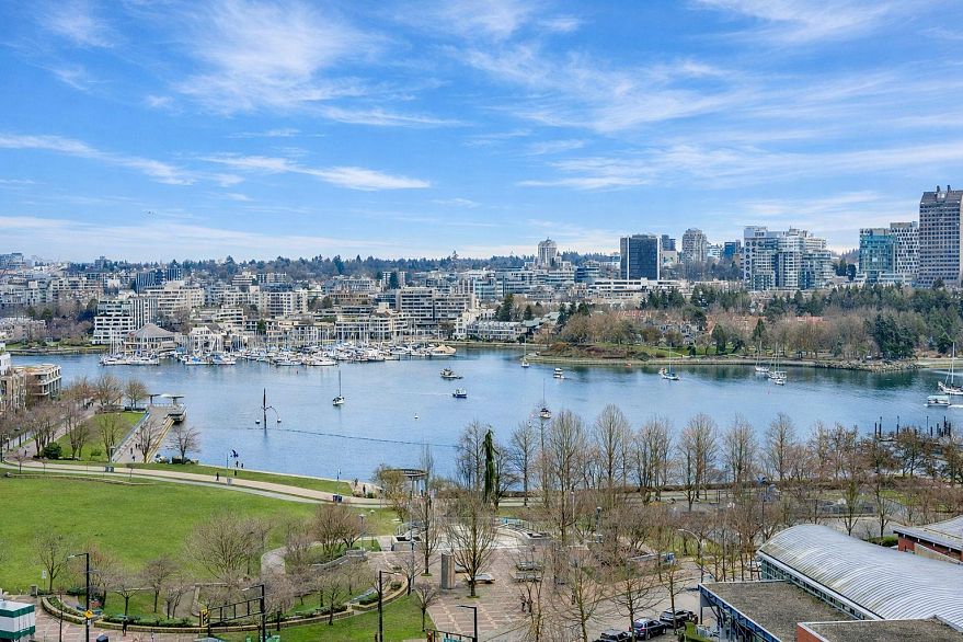 1103 499 Pacific Street