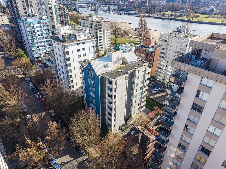 403 1436 Harwood Street