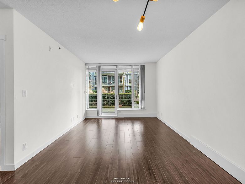 106 3162 Riverwalk Avenue