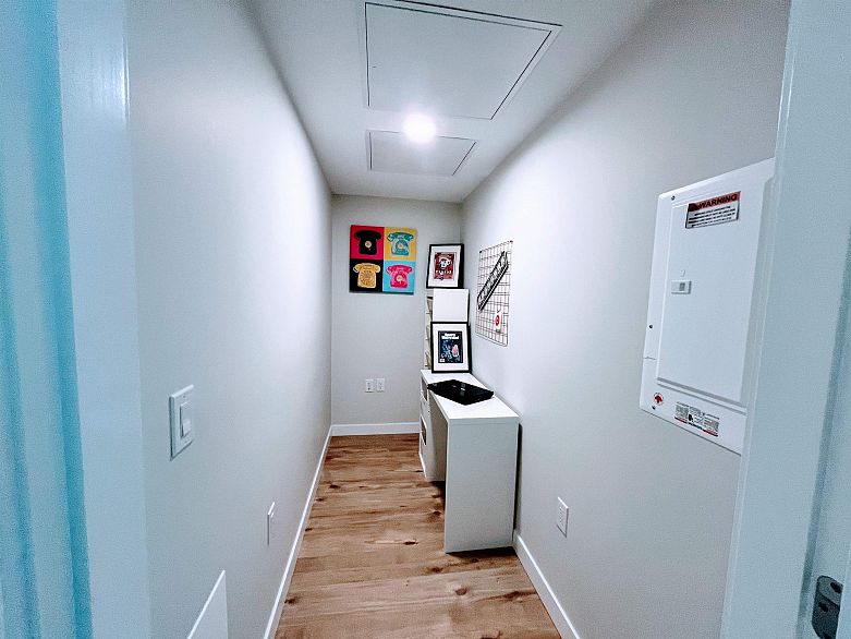 1205 3430 E Kent Avenue South