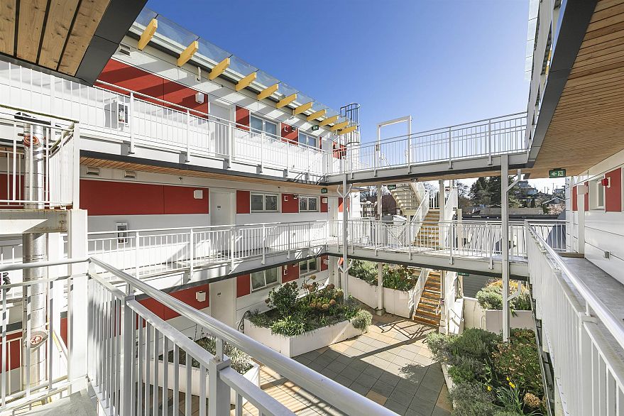 306 688 E 19th Avenue