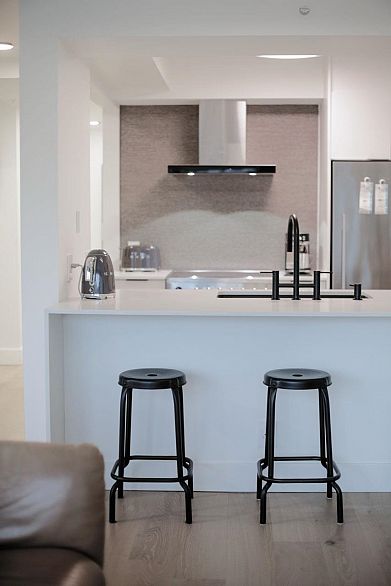 703 1288 Alberni Street