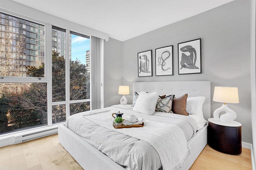 1455 Strathmore Mews