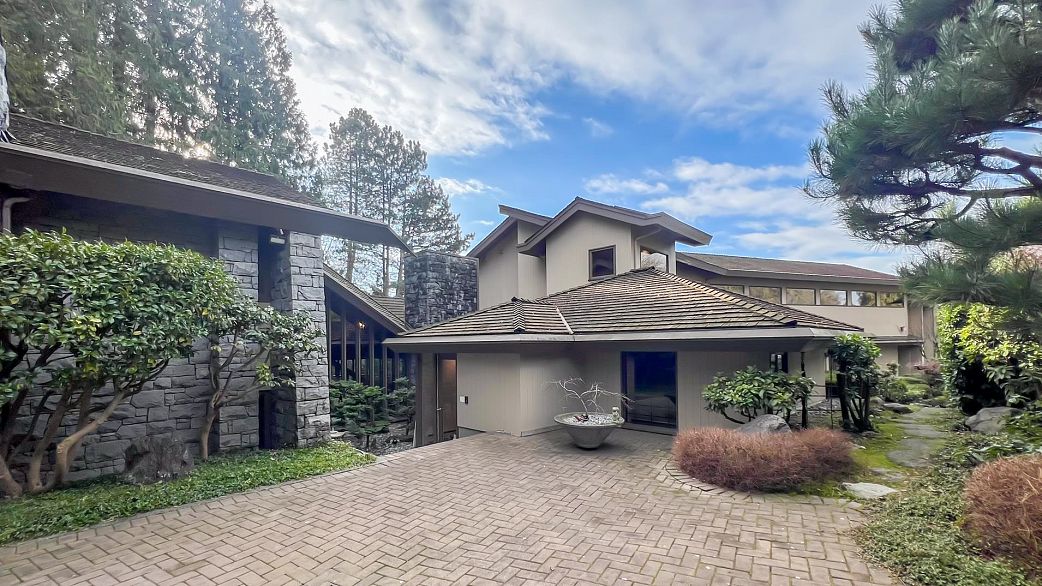 2388 SW Marine Drive