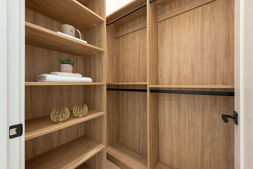 1 3232 W 38th Avenue