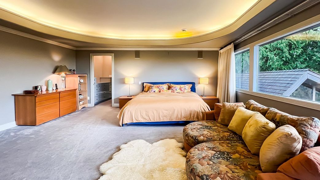 2388 SW Marine Drive