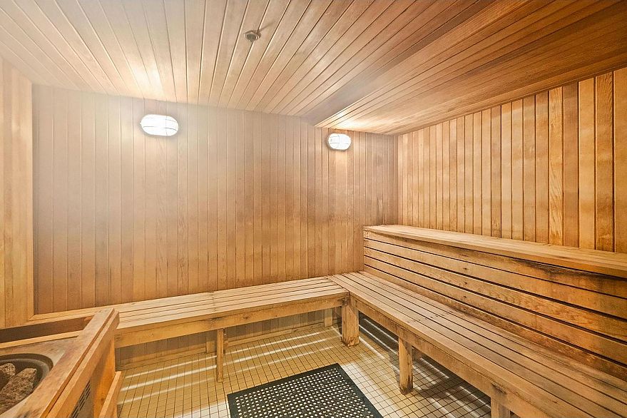 1707 928 Beatty Street