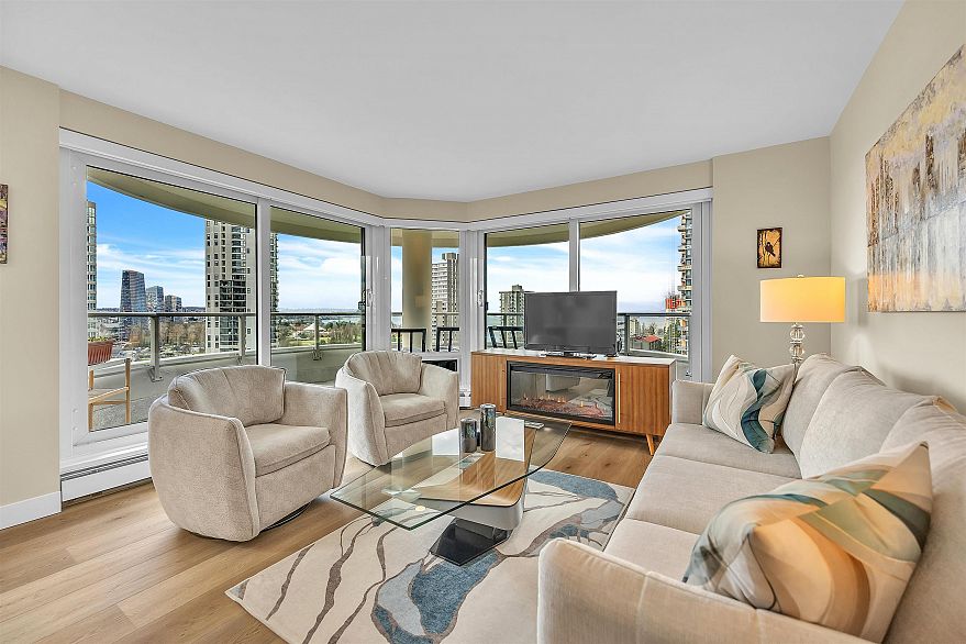 1002 1020 Harwood Street