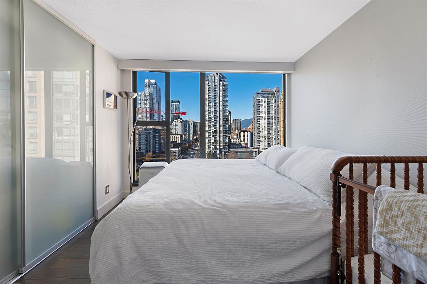 1403 1155 Homer Street