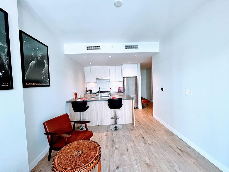 1205 3430 E Kent Avenue South