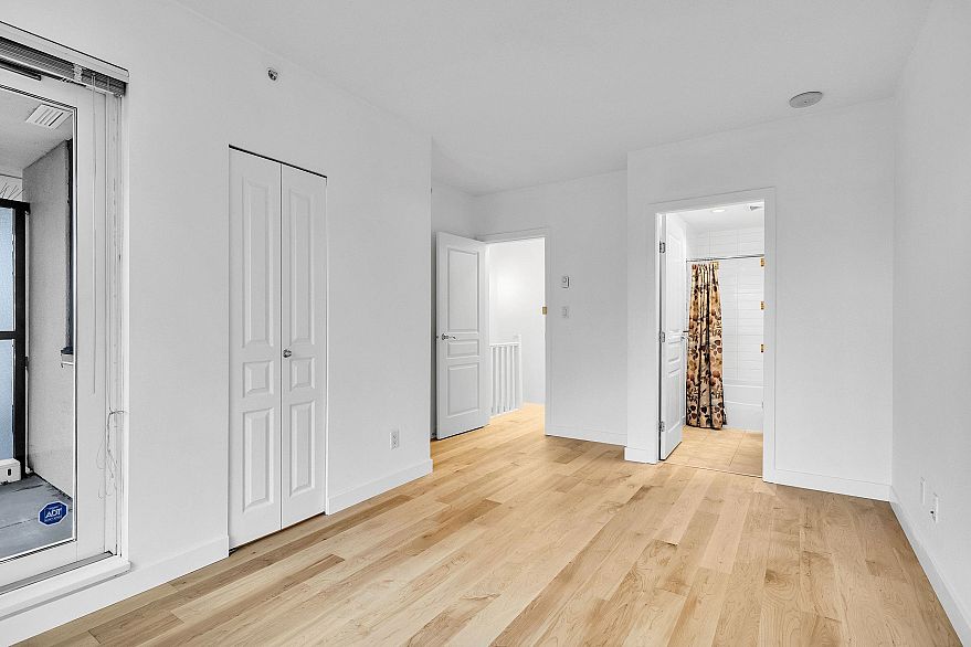 1468 Cedar Cottage Mews