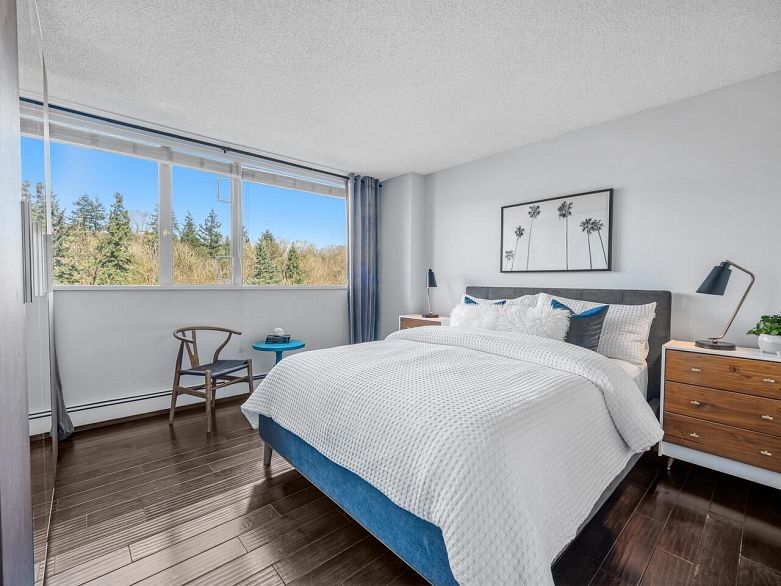 1107 3061 E Kent Avenue North