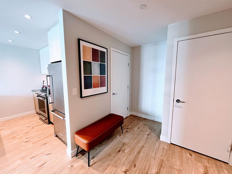 1205 3430 E Kent Avenue South