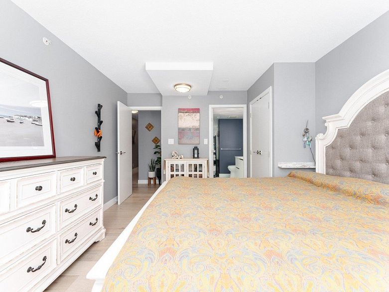 1006 980 Cooperage Way