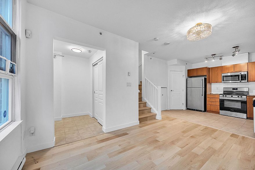 1468 Cedar Cottage Mews