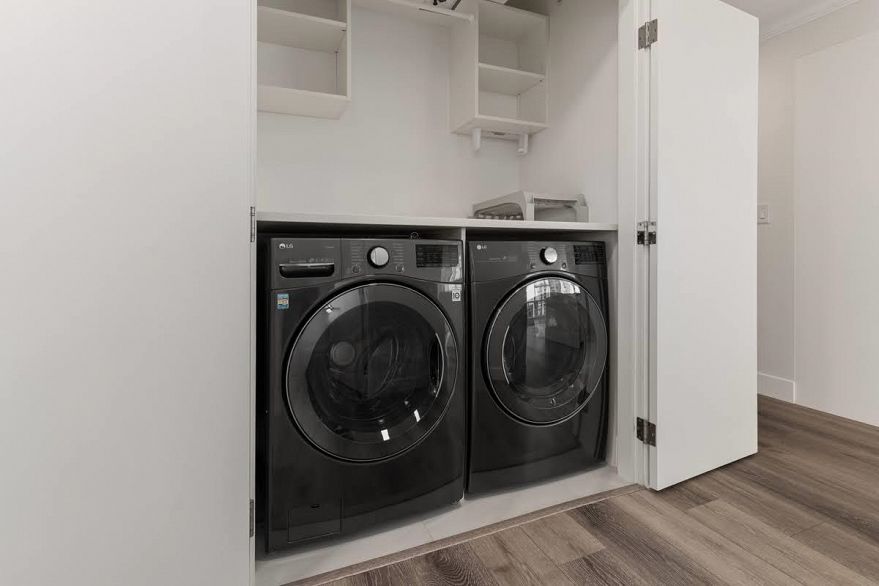 704 125 Milross Avenue