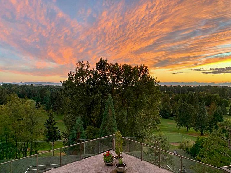 2388 SW Marine Drive